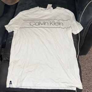 Calvin Klein T-shirt